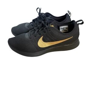 Nike shoes size 10.5